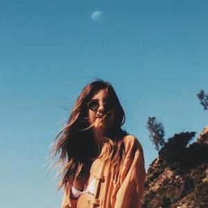 Meet your Posher, Alisha